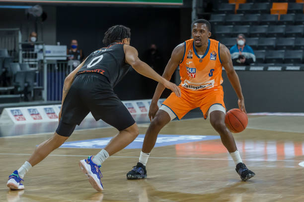 尽管蓝军早 尽管蓝军早