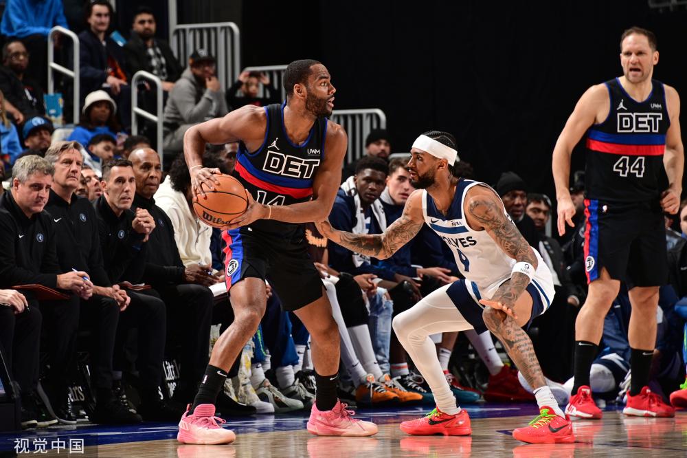 每位运动员 每位运动员